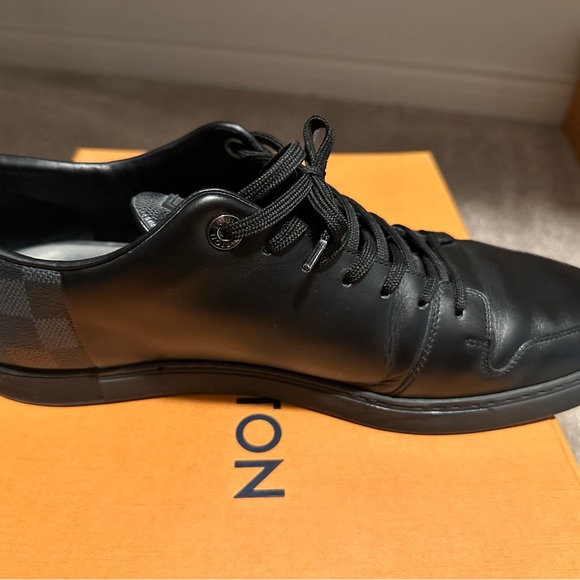 Men’s Louis Vuitton black sneakers - Picture 2 of 10